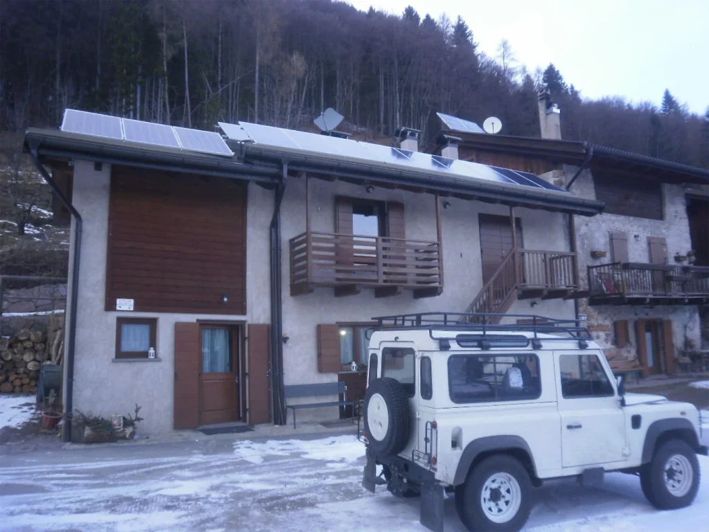 fotovoltaico-in-isola-4kw-per-baita-di-montagna