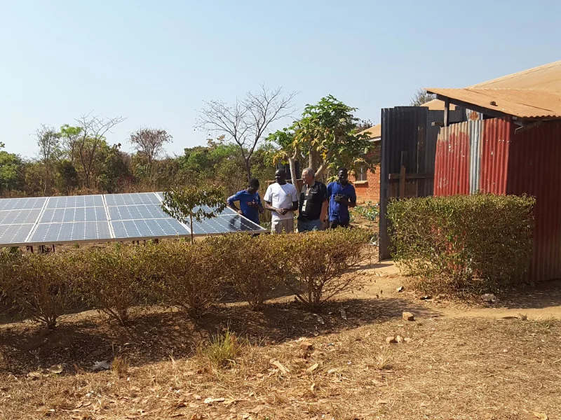 impianto-fotovoltaico-a-isola-in-tanzania -2